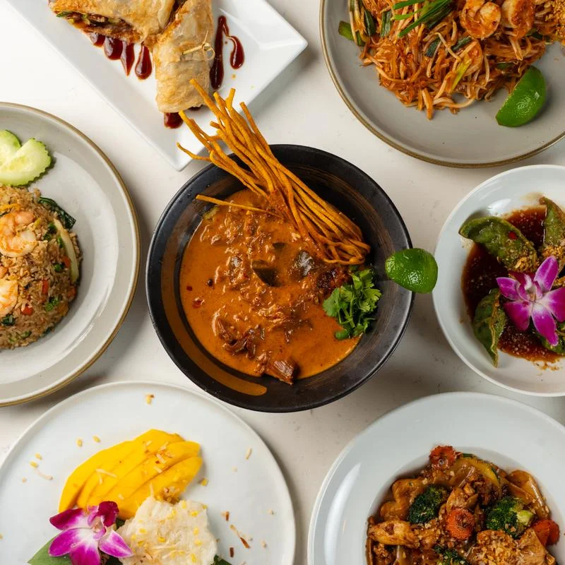 Sakhuu Thai Richardson, business photo 2